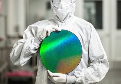 硅谷周報 xAI收購X平臺、安卓走向閉源、DeepSeek成AI新標(biāo)桿與量子計算服務(wù)崛起